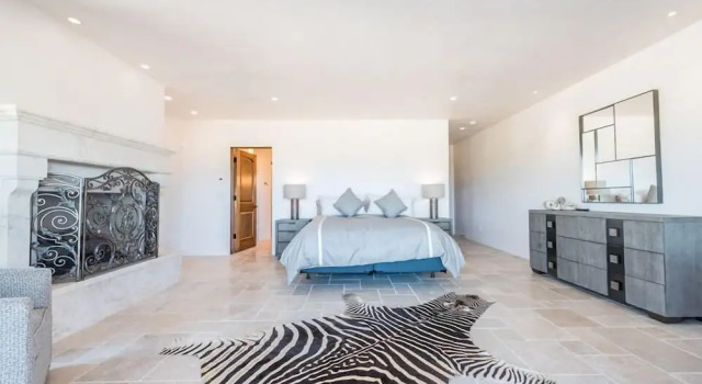 Lx14: Luxury Golf Course Villa With 360 Ocean View