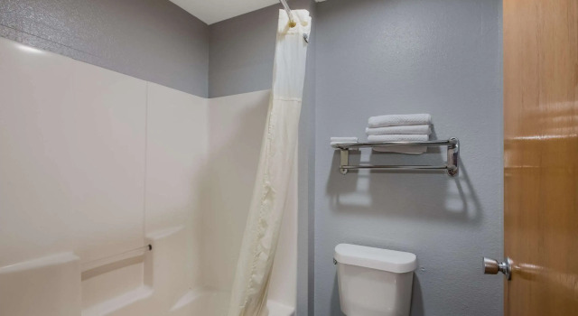 Двухместный люкс Econo Lodge Inn & Suites Diamondhead