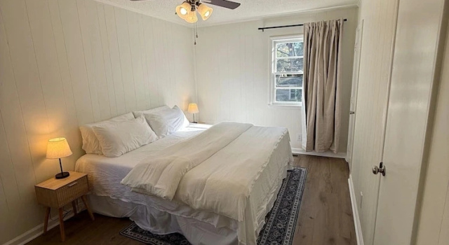 Коттедж Newly Renovated 3 Bedroom House in Lakewood