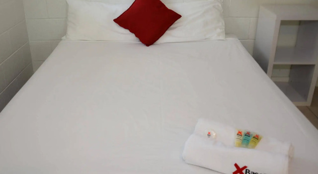 Base Airlie Beach Resort - Hostel, Prenota Ostello Ostelli a Whitsundays, Ostello