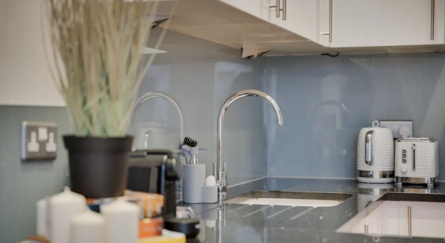 The Gloucester Road Escape - Bright & Central 1BDR Apartment, Varaa Huoneisto Asunnot kohteessa Merseyside, Huoneisto