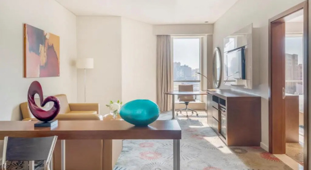 Двухместный полулюкс Crowne Plaza Doha - The Business Park by IHG