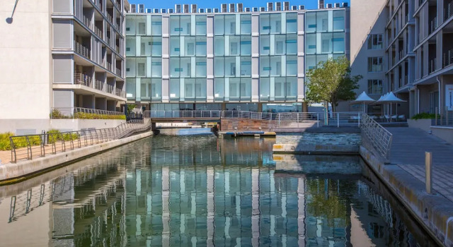 Harbour Bridge Suites 001
