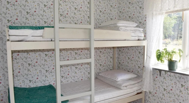 Awesome Home in Löderup With 2 Bedrooms, Rezerwuj Hotel Hotele w Lagos z parkingiem, Parking