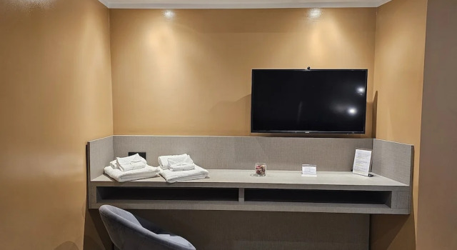 Teseo Rooms & Relax, Забронировать Гостевой дом СПА-отели Генуи, рядом с Театр Карло Феличе, SPA-услуги