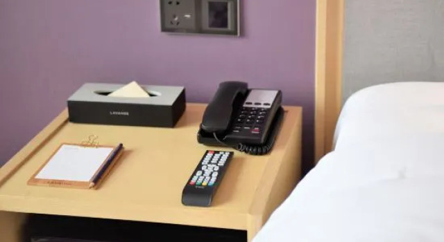 Двухместный люкс Deluxe с видом на улицу Lavande Hotel (Guangzhou Jiahe Wanggang Metro Station)