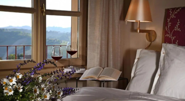 Cascina Alberta, Prenota Hotel Treiso Langhe