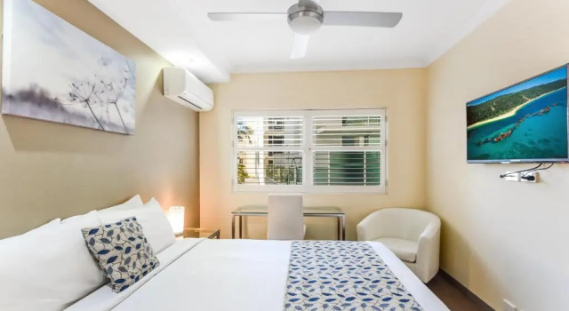 Студия Redvue Holiday Apartments