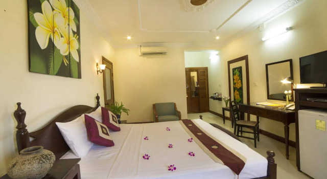Milan Hotel & Restaurant, Buchen Sie Hotel Chamkar Mon 