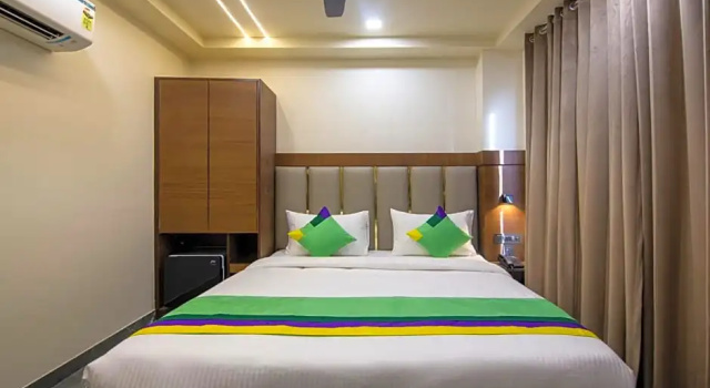 Двухместный номер Standard Treebo Royal Comfort