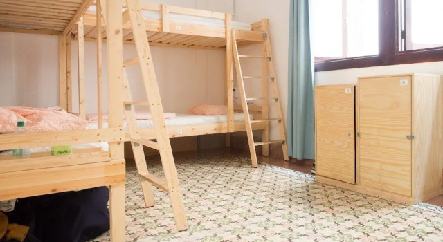 Lua Lua Hostel Las Palmas, Забронировать Хостел Хостелы Лас-Пальмас-де-Гран-Канария, рядом с Музей науки и техники, Хостел