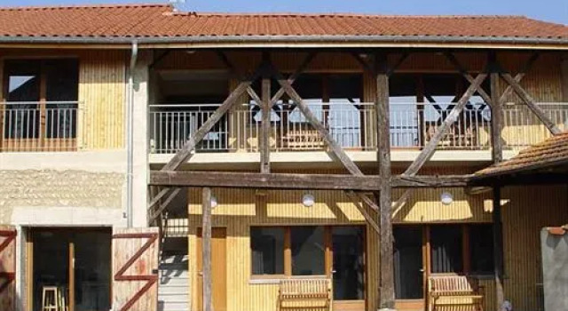 The Resid For Calixte, Book Hotel Perouges 