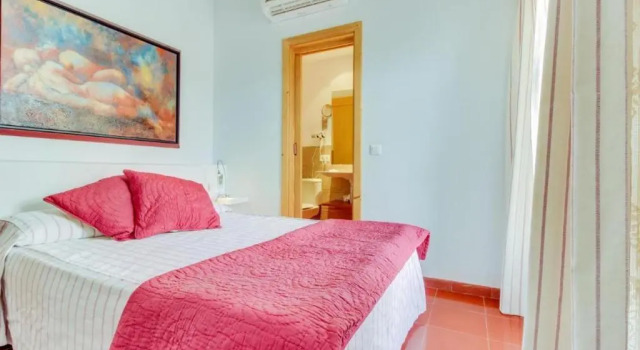 Villa in Consell With Private Pool, air Conditioning and Wifi, Book Villa Sommerhuse i Consell, Hytte