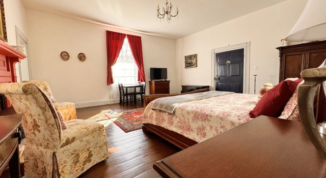 Люкс The Sunnyside Sisters Bed and Breakfast