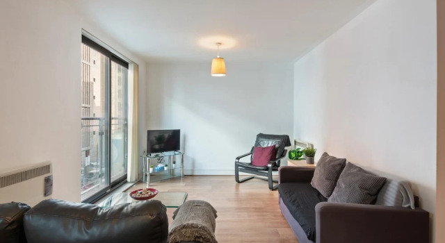 NEW Bright & Modern 2 BD in the Heart of Liverpool, Забронировать Отель Отели Ливерпуля 3 звезды, 3*