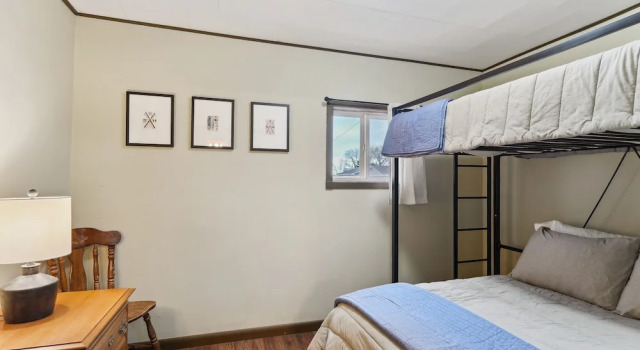 Коттедж Choteau Vacation Rental w/ Yard: Walk to Downtown!