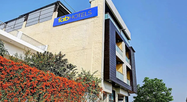 FabHotel Saumendra