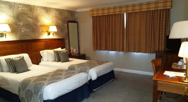 Red Lion Hotel, Rezervați Hotel Basingstoke Hampshire