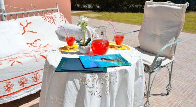 Коттедж с 2 комнатами IzzHome Nora Beach