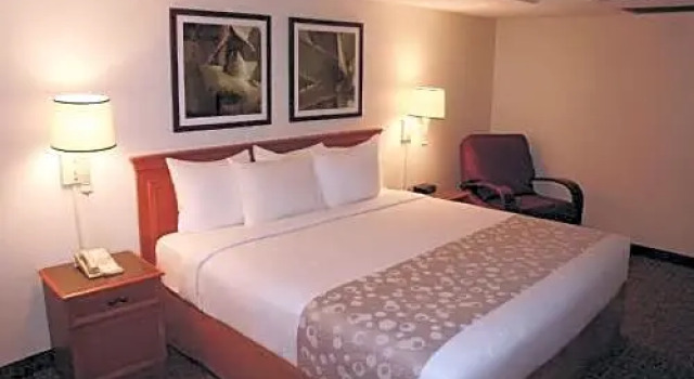 Двухместный люкс c 1 комнатой Econo Lodge Augusta North - Washington Road
