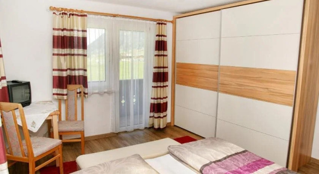 Haus Gabriela, Prenota Hotel Hotel a Tirolo con parcheggio, Parcheggio