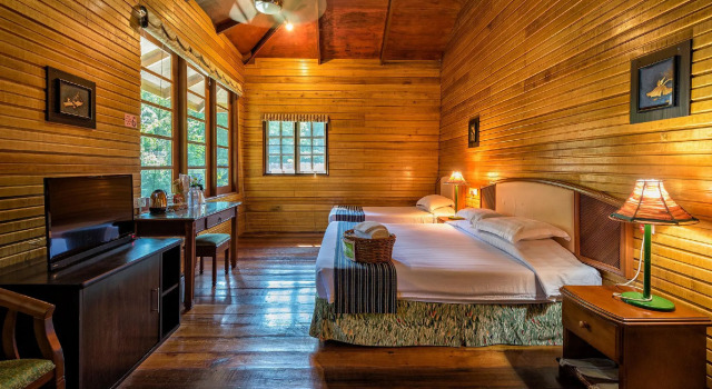 Шале с балконом и с красивым видом из окна Borneo Tropical Rainforest Resort