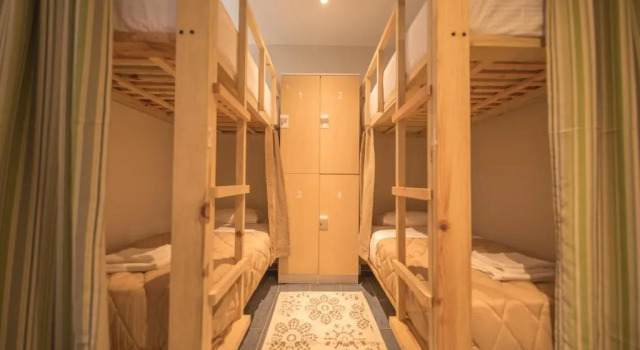 Кровать в общем номере Mosaic Home