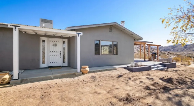 Dreamspace - Hot Tub, Fire Pit, 5 Min. To Park 2 Bedroom Home by RedAwning, Buchen Sie Ferienhaus Joshua Tree Joshua-Tree-Nationalpark