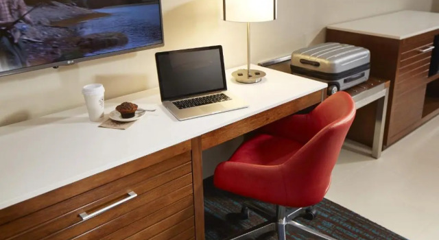 Четырёхместный люкс c 1 комнатой SpringHill Suites by Marriott at Anaheim Resort Area/Convention Center
