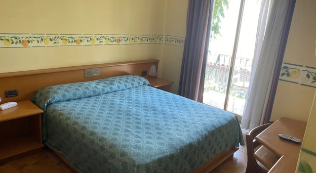 Двухместный номер Standard с балконом и с видом на море Hotel San Pietro