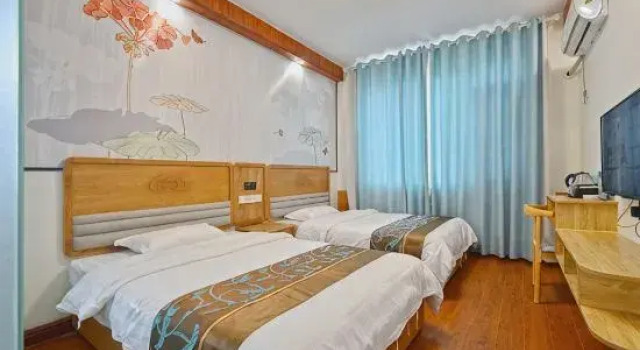 Люкс с 4 комнатами Shaoshan Tuyou Xiaojia Boutique Homestay