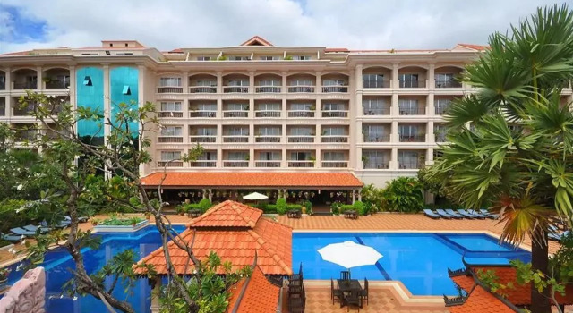 Hotel Somadevi Angkor Resort & Spa, Забронировать Курортный отель Бизнес-отели Сиемреап, рядом с Preah Ang Chek Preah Ang Chom, 4* 5*