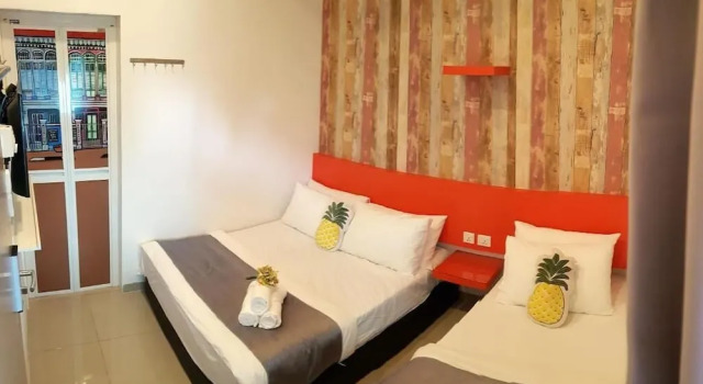 Трёхместный номер Deluxe Teruntum 96 Guest house