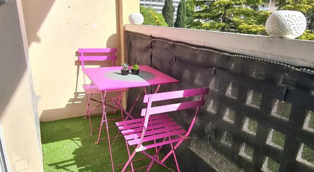 Апартаменты "Chez Claudel" Modern T3 apt with balcony in Marseille