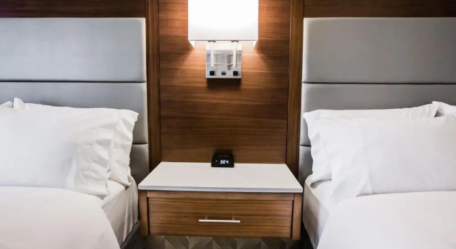 Run of House Holiday Inn Hotel & Suites Calgary South - Conference Ctr by IHG