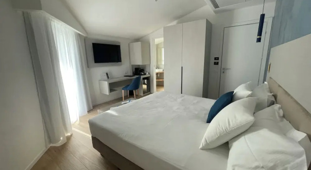 Двухместный номер Deluxe с балконом и с видом на окрестности Chic & Charme Luxury Rooms
