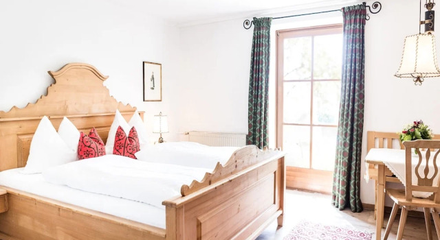 Двухместный номер Comfort с балконом Salzburg Hotel Holznerwirt