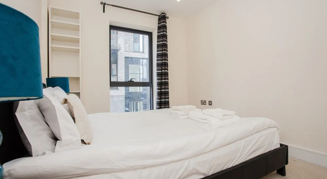 Modern 2 Bed Apartment Close to Canary Wharf, Забронировать Апартаменты/квартира Апартаменты Лондона, рядом с Dock Beach, Апартаменты/квартира