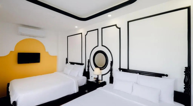 Четырёхместный номер Standard с балконом The Fancy House