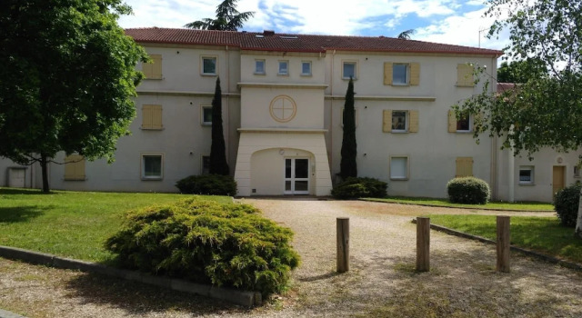Chambre d'hôtes Les Cottages de Sainte Emilie,hôte privé, Prenota Affittacamere Annonay Ardèche