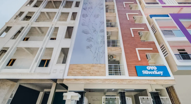 SilverKey Executive Stays 19907 Hafeezpet, Rezerwuj Hotel Hajdarabad 