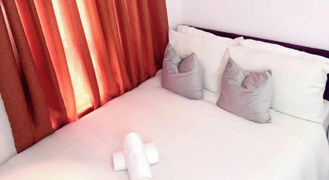 Apartment Sleeps 4 With Garden & Wifi, Rezervați Apartament Apartamente în Merseyside, Apartament