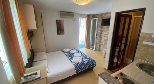 Студия Standard Azzuro apartments Budva