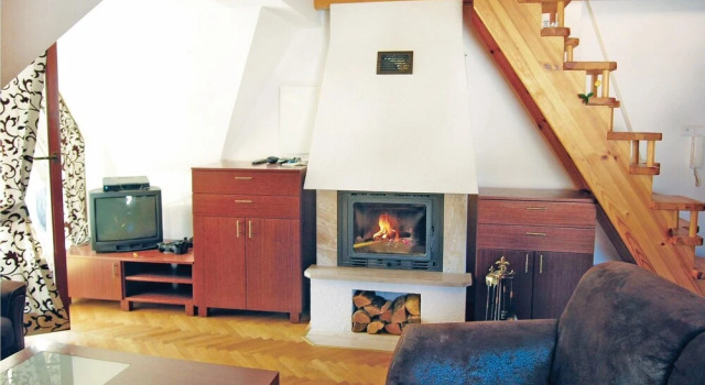 Nice Apartment in Koscielisko With 1 Bedrooms