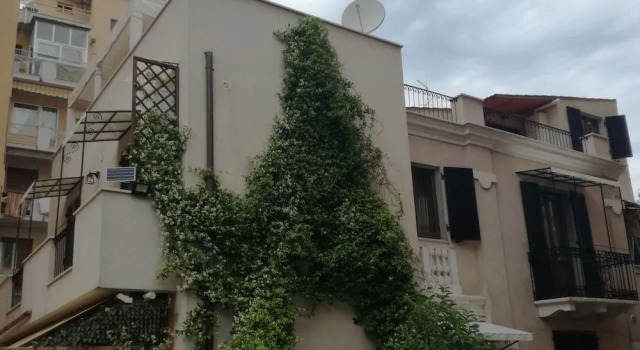 B&B SAN FRANCESCO Pescara Centro, Забронировать Отель «постель и завтрак» Пескара Побережье Абруццо, рядом с Железнодорожный вокзал Пескара