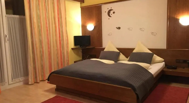 Hotel Lainbach, Rezervovat Hotel Hotely v Tyrolsko se snídaní, Snídaně