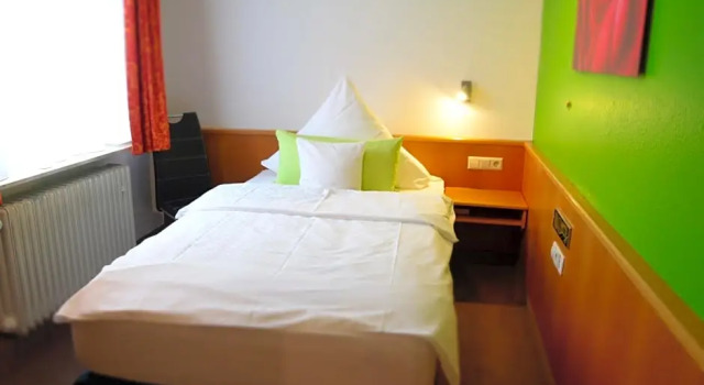 Hotel Restaurant Thum, Забронировать Отель Балинген 