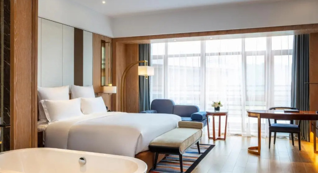 Двухместный номер Deluxe с балконом Pullman Changbaishan Resort
