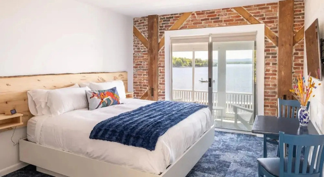 Номер Premier с балконом North Hero House Inn and Resort