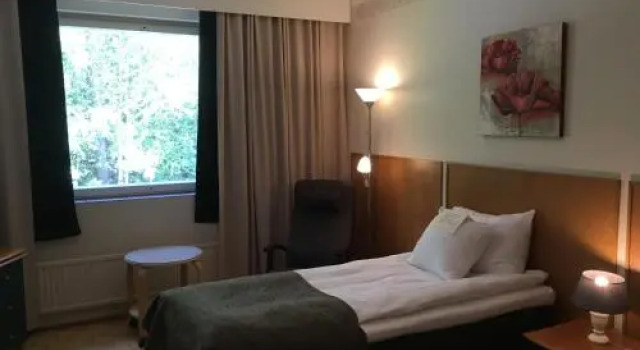 Finlandia Hotel Fooninki, Забронировать Отель Отели Сейняйоки с парковкой, Парковка